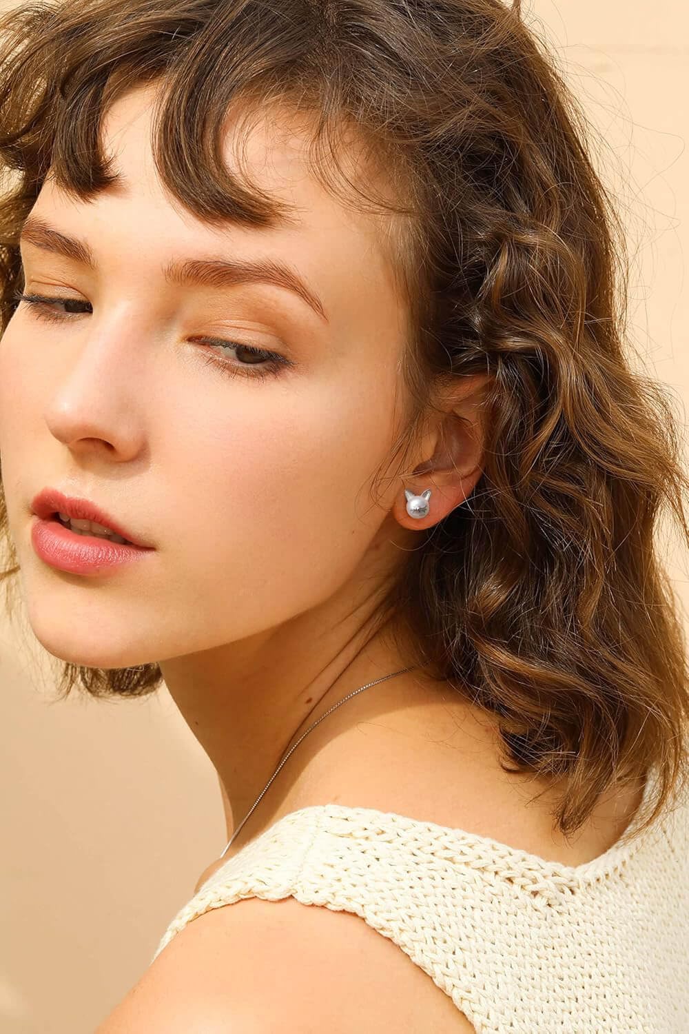 Cute Whisker Cat Pearl Stud Earrings