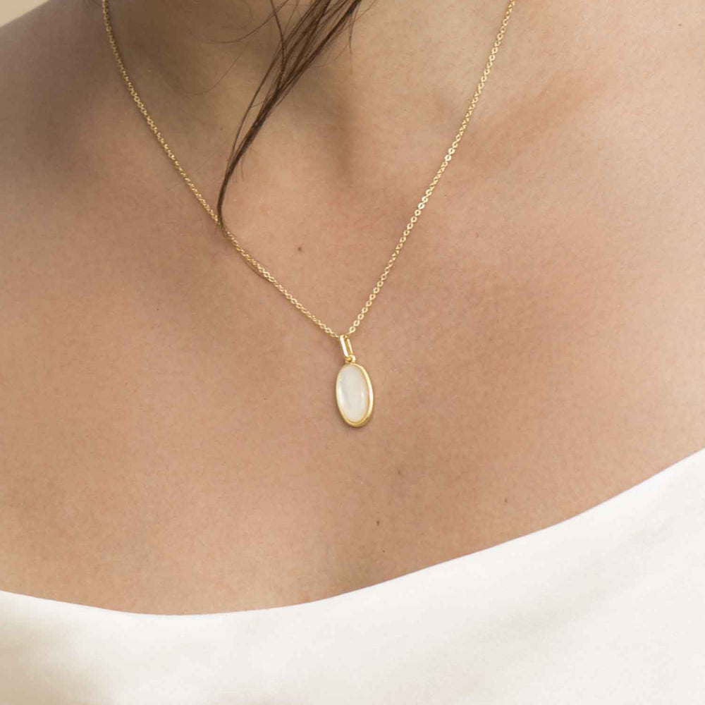 Mother of Pearl Oval Pendant Necklace sterling silver